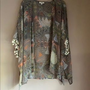 Umgee kimono with pom pom detail on sleeves, M/L